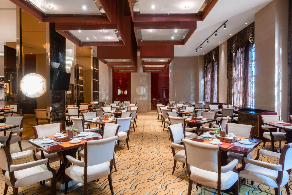 Howard Johnson By Wyndham Tropical Garden Plaza Kunming