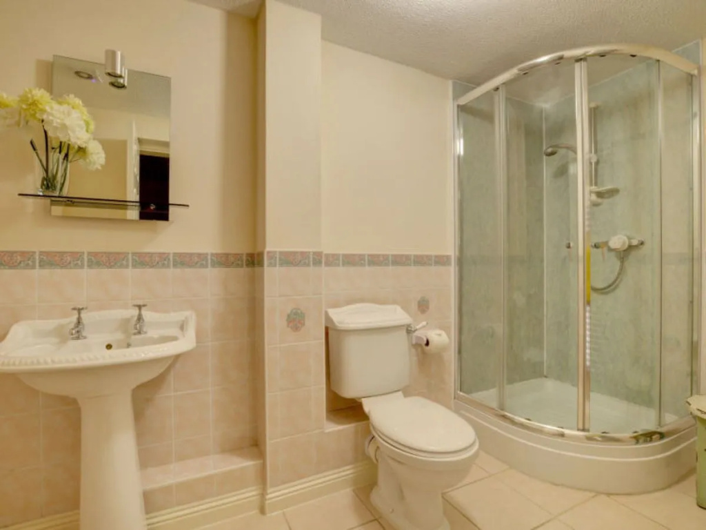 1 Devon Beach Court