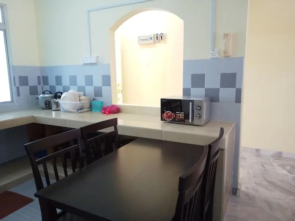 Rose Condo@ Cocobay Beach Resort