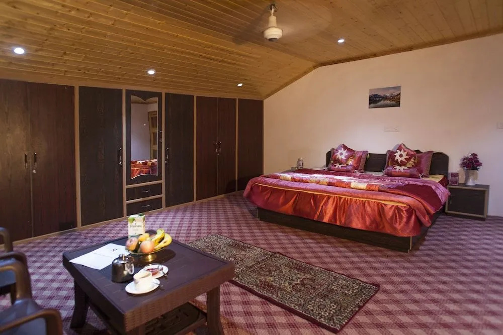 Sheesha Residency