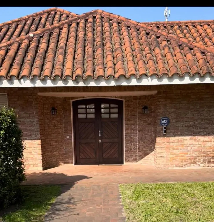 Amplia, 4 dormitorios y piscina climatizada