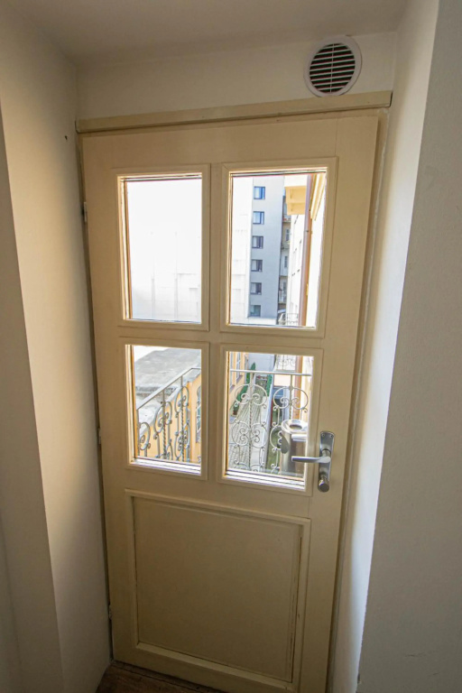 For celebrations spacious 3BDR apartment with balcony