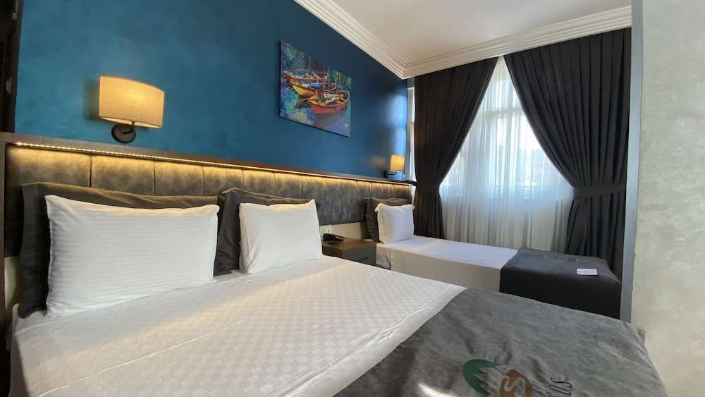 Rhisos Gold Otel