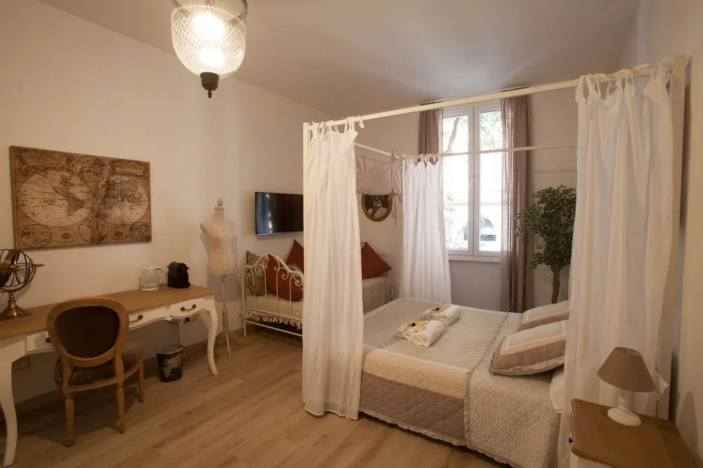 Popolo Rooms&Suites