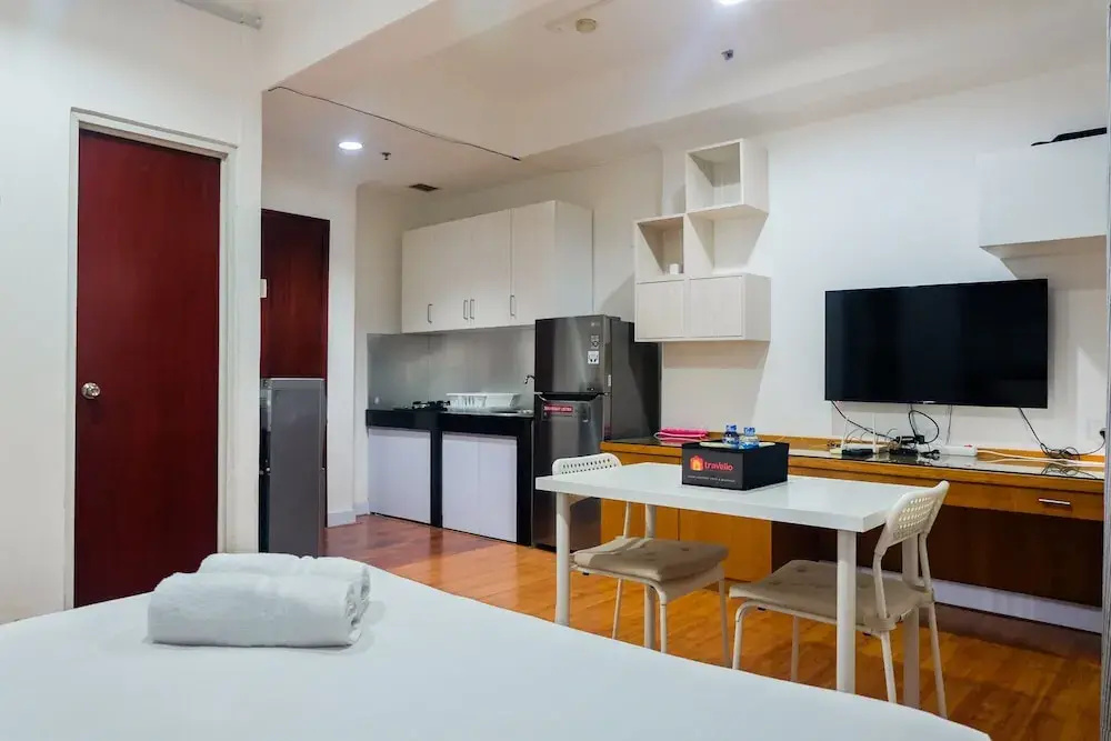 Prime Location Sudirman Park Studio Apartment