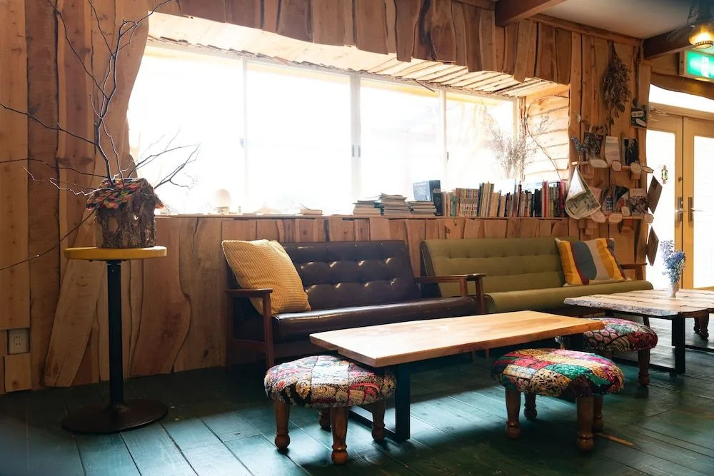 Lodge Mondo