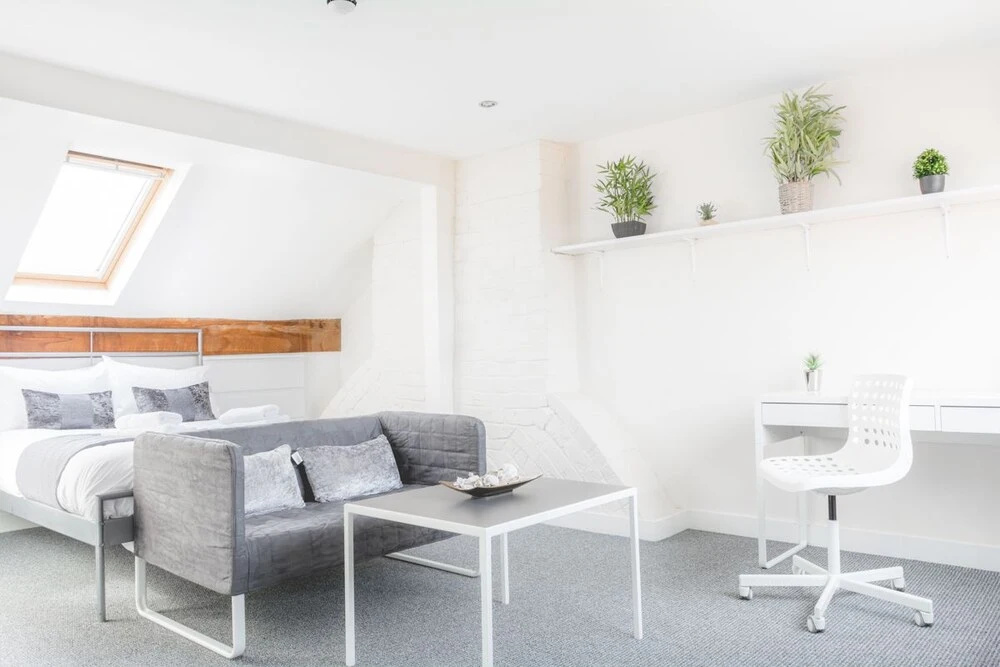 Platinum SA - Sefton Suites