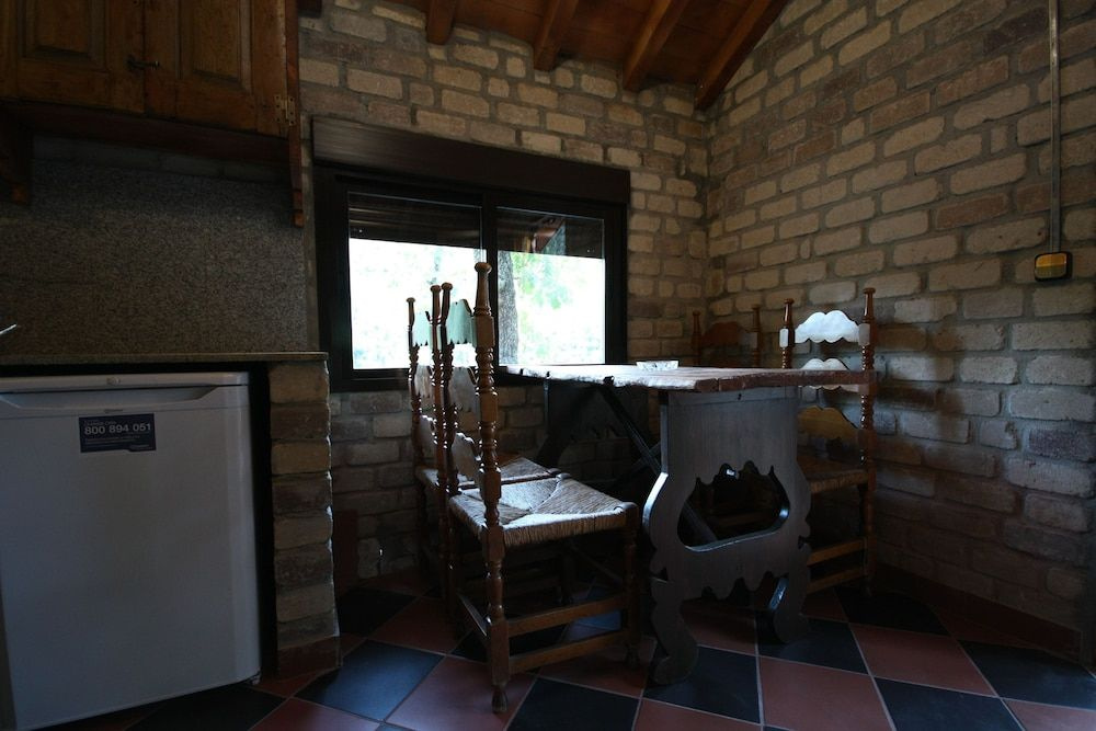 cabañas bungalow albergue camping valle do seo