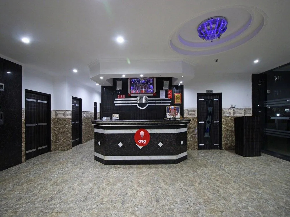 OYO 5093 Hotel Broadway