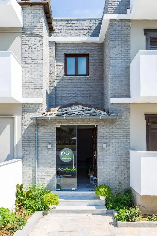 Olia Green Residence