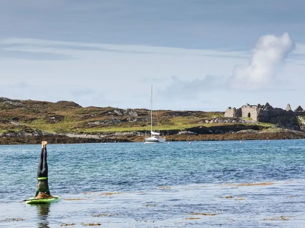 The Beach, Days Bar and B&B