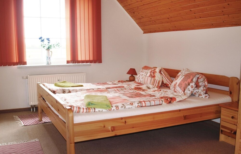 Stunning Apartment in Mirow OT Qualzow With 2 Bedrooms