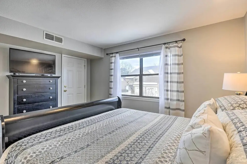 Branson Vacation Rental in Waterfront Resort