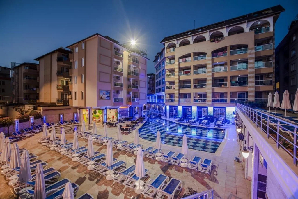 Tac Premier Hotel & Spa