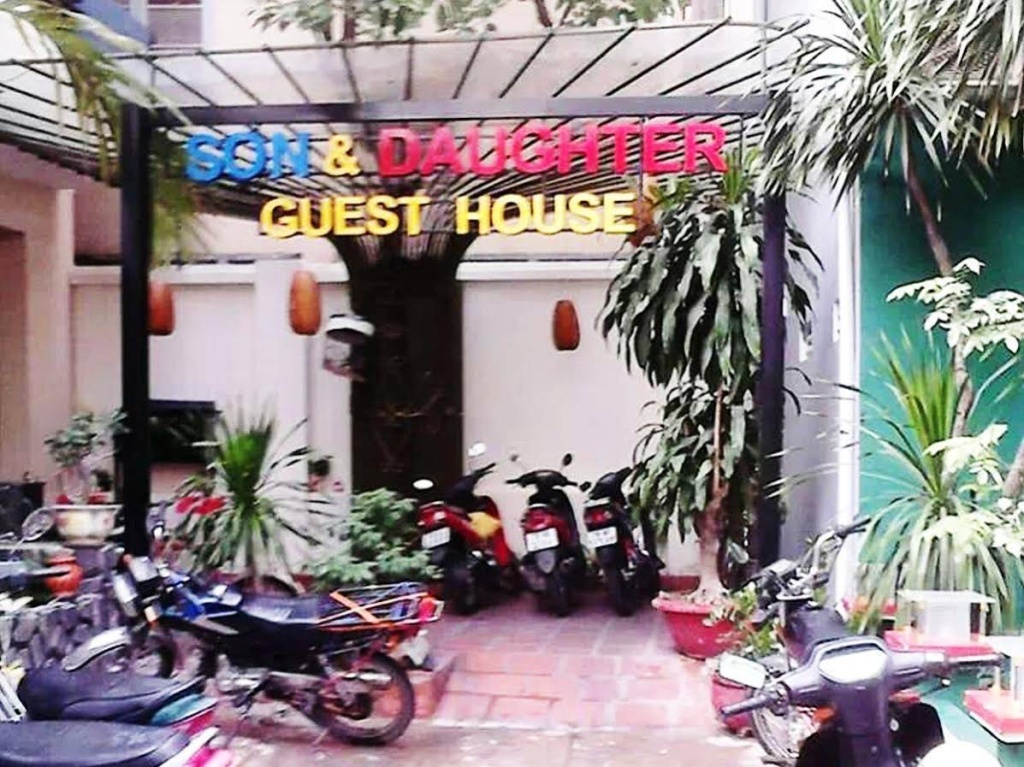 Son And Daughter Guesthouse