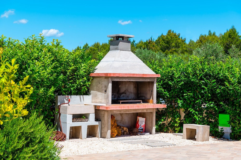 Villa Srima Beach house