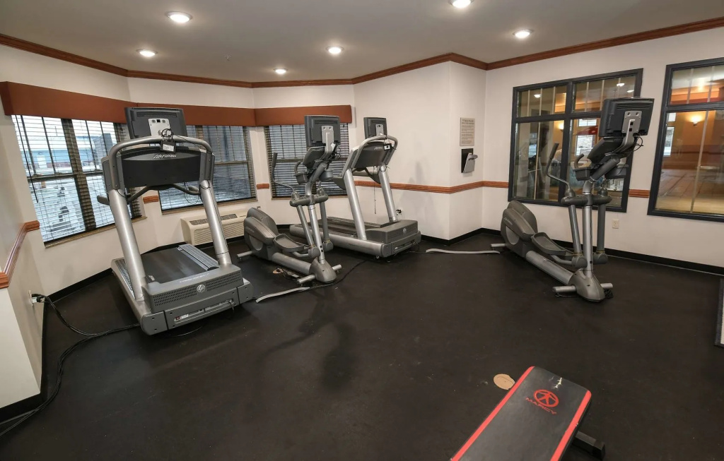 Country Inn & Suites by Radisson, Grand Forks, ND