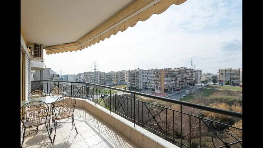 Third floor apartment with nice view