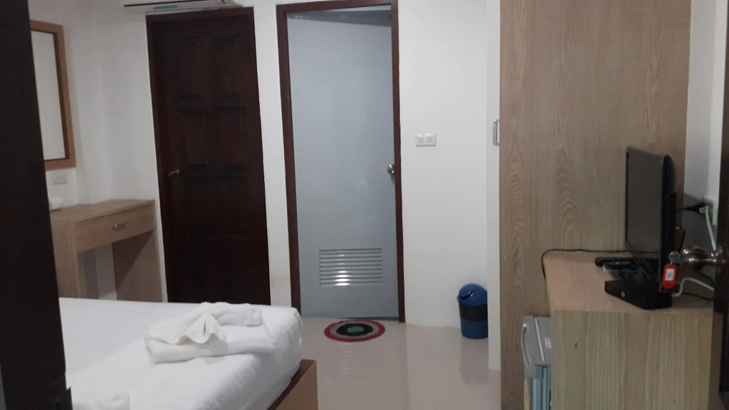 Ruang Thong Residence