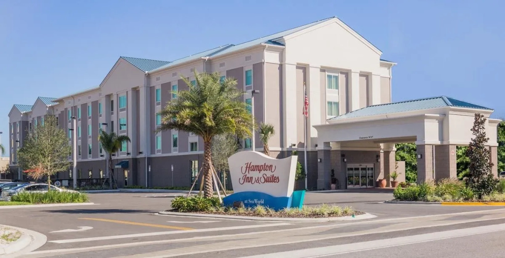 Hampton Inn & Suites Orlando near SeaWorld