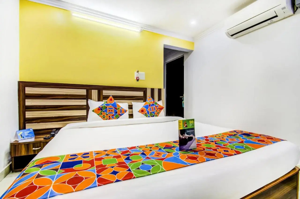 FabHotel Grand Sheela