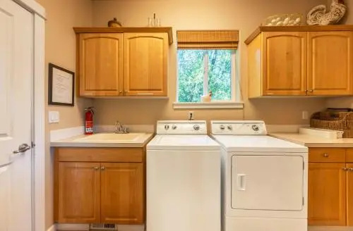 West Sail-River/Mt Vw-5BR/2.5B