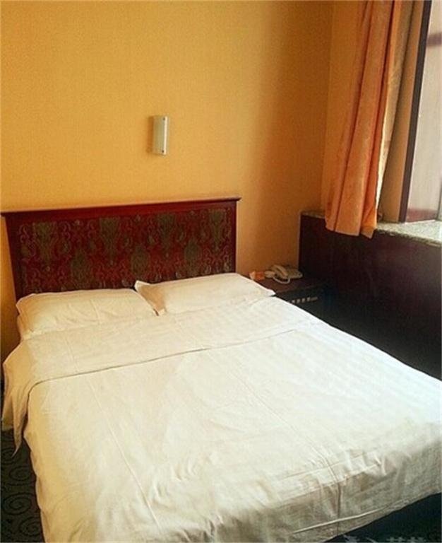 Urumchi Lisen Business Hotel