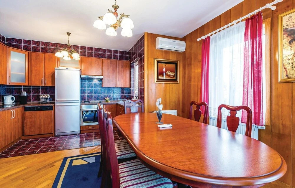 5 Bedroom Gorgeous Home In Opatija