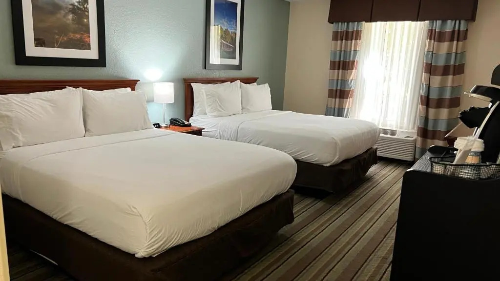 White Pine Lodge
