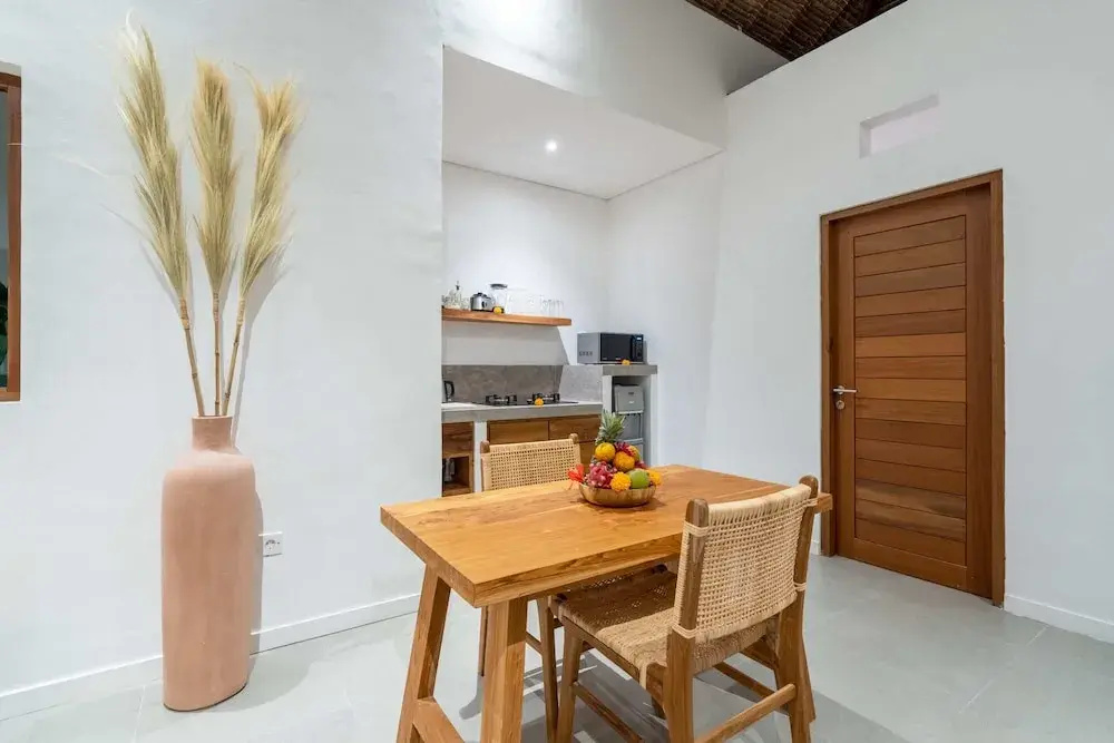 Villa Lounes 1 - Walking Distance to Nyanyi Beach