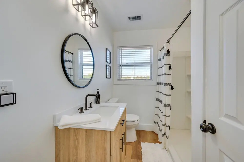 Modern Milledgeville Getaway: Walk to Downtown!