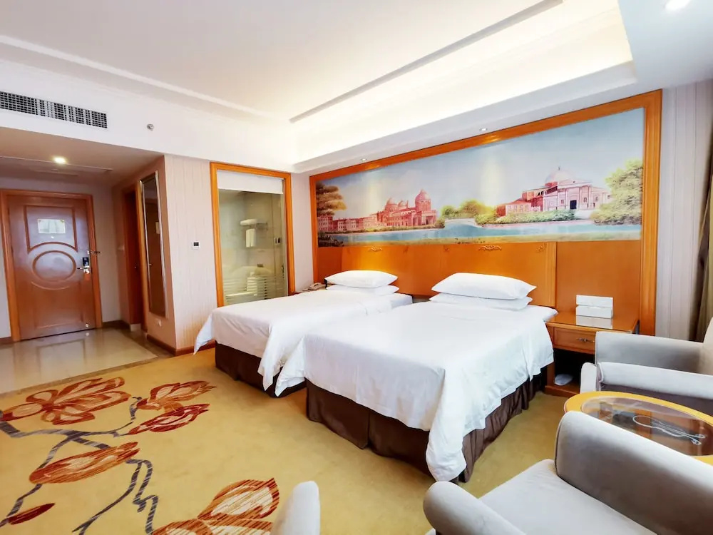 Vienna Hotel Foshan Xiqiao Mountain