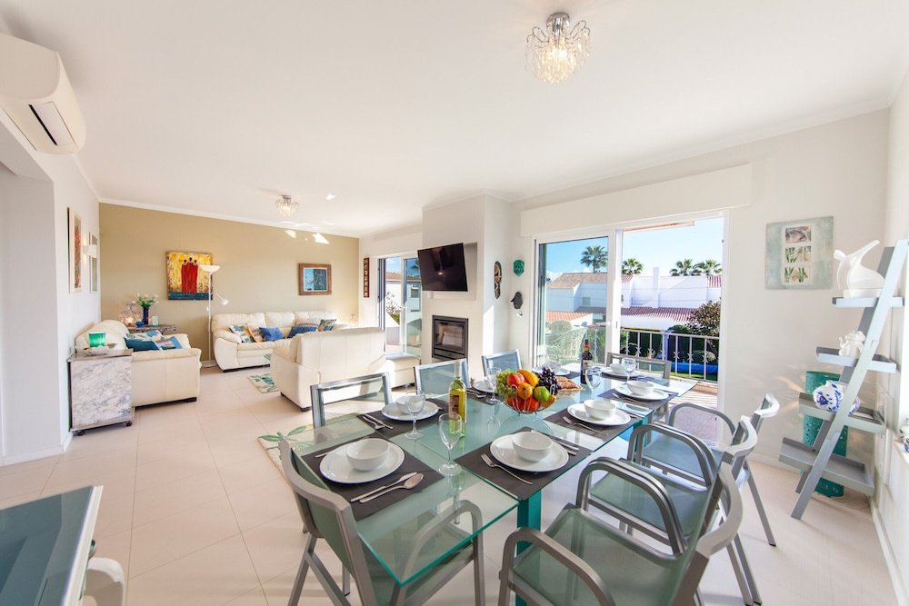 Villa Blue Bay - Moradia familiar com piscina nos Olhos dÁgua, Albufeira