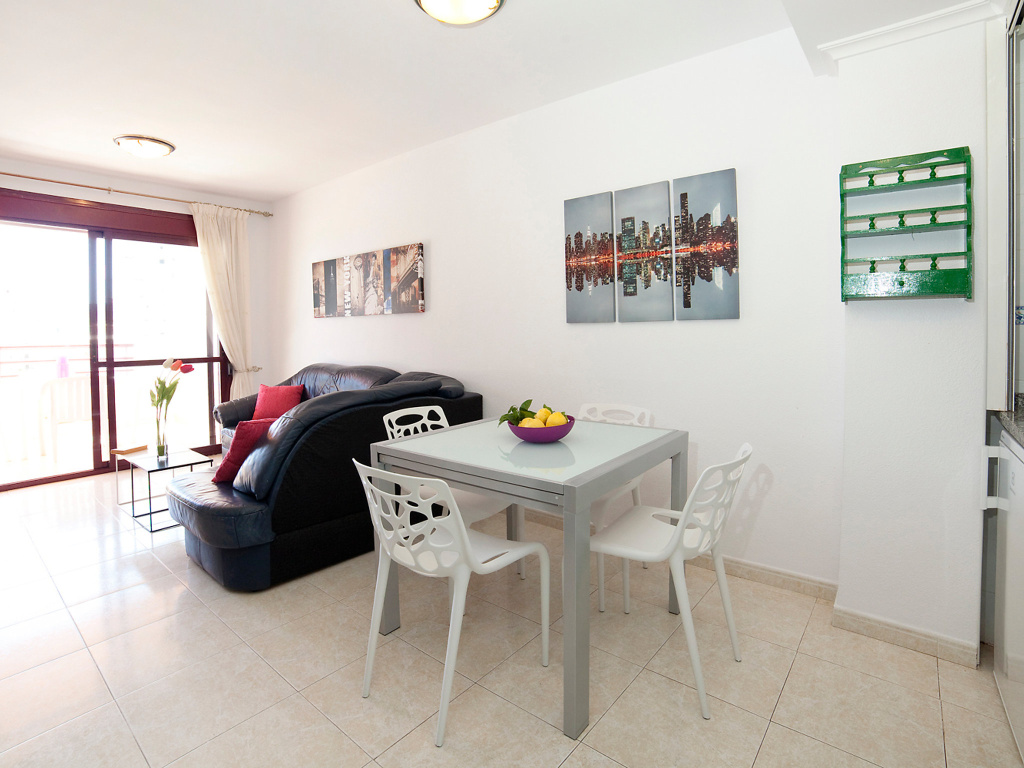 Apartment Zafiro 02 by Interhome
