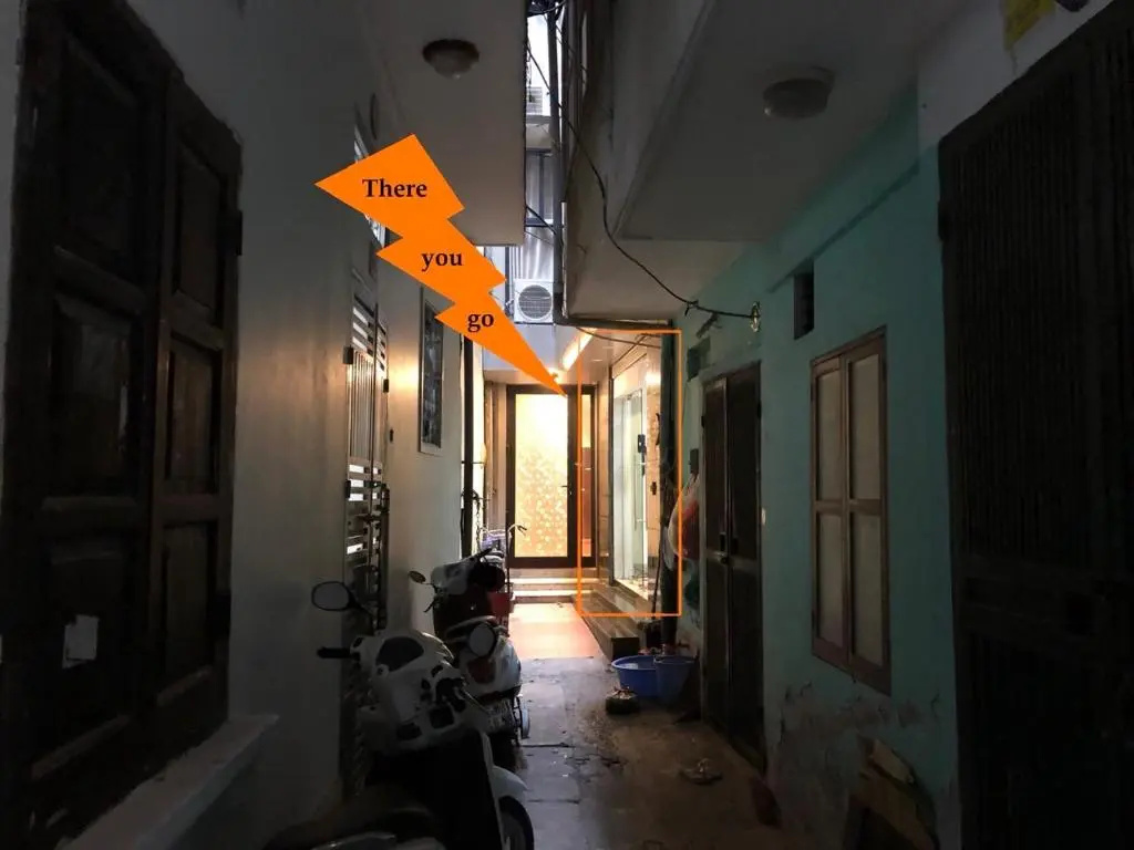 Centre Alley House & Travel