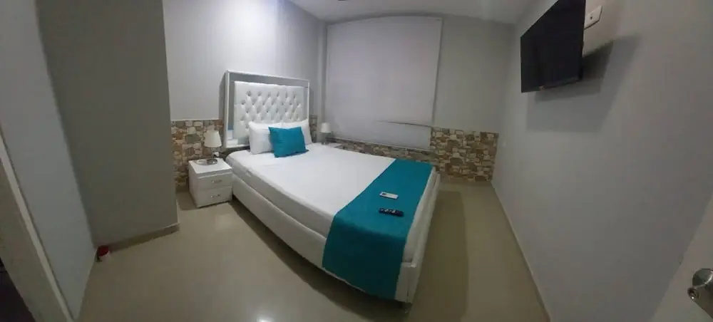Hotel BM-17  Cerca Al Mar