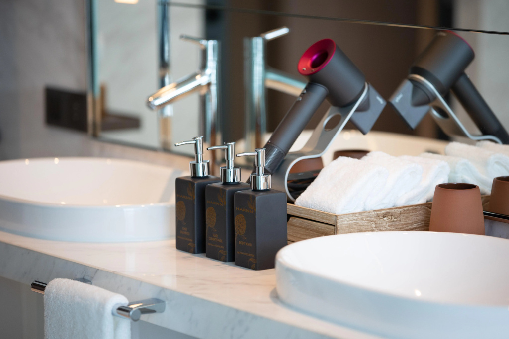 Kimpton Maa-Lai Bangkok by IHG
