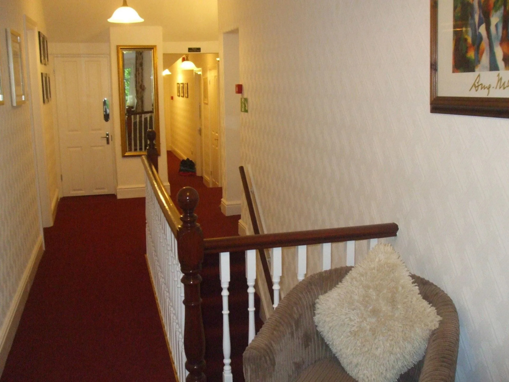 Oakfield Guest House