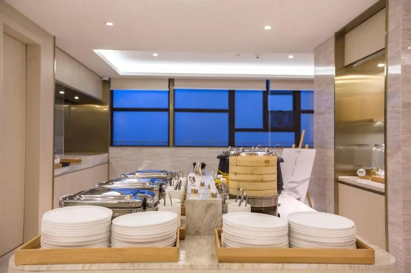 Ji Hotel Shanghai Meilan Lake Luxiang Road