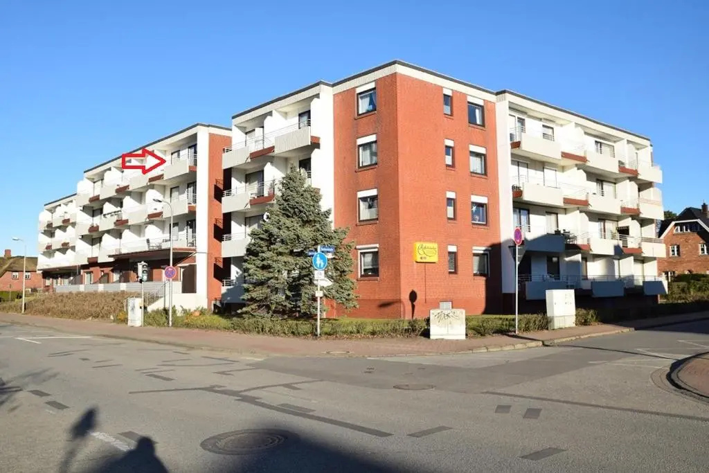 Geräumiges 2-Zimmer-Appartement in der 3. Etage des Hauses.