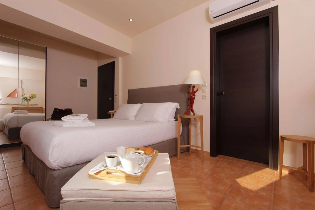 White Lotus Hotel