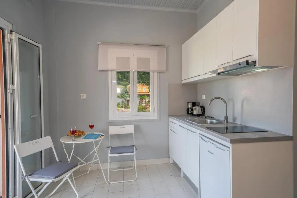 Mary\s Studios & Apartment