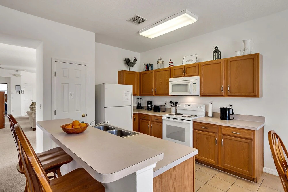 4 Bed Luxury at Legacy Park: Pool, Spa, Games Room