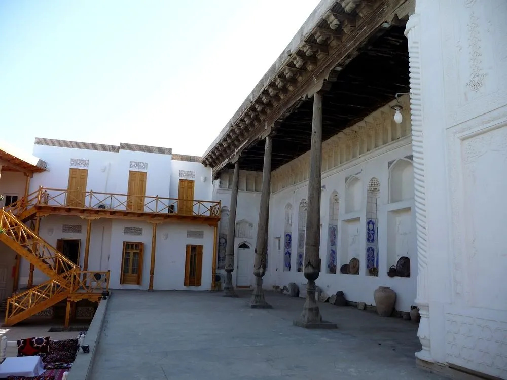 hotel hovli poyon