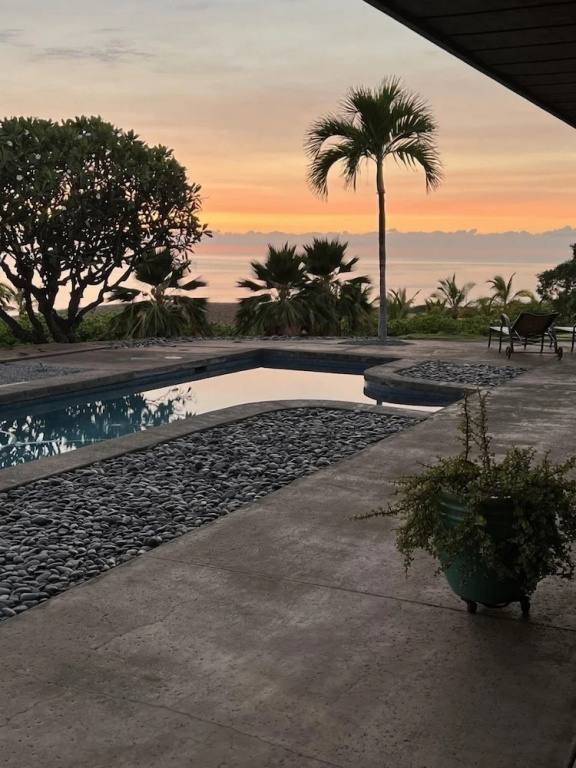 Kohala Estate Home 3 Bedroom Estate by RedAwning