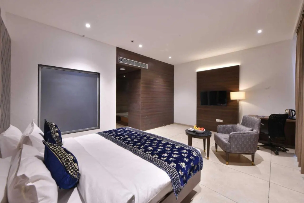 Clubhouse Hotel Morbi by CheckIn
