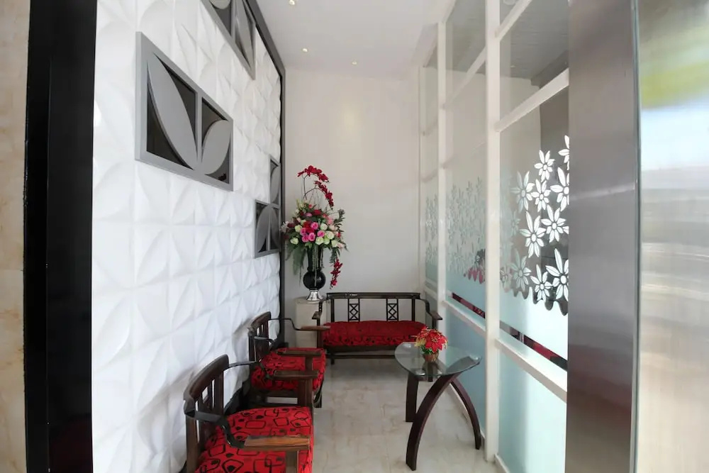 Airy Wenang Pierre Tendean 35 Manado