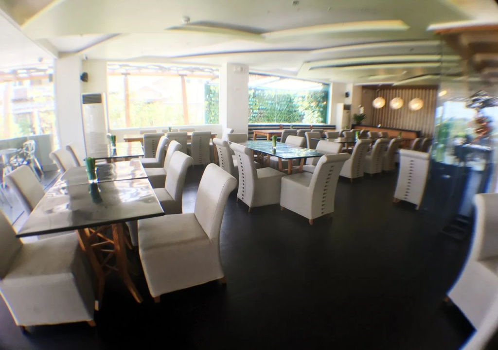 One Vittoria Hotel
