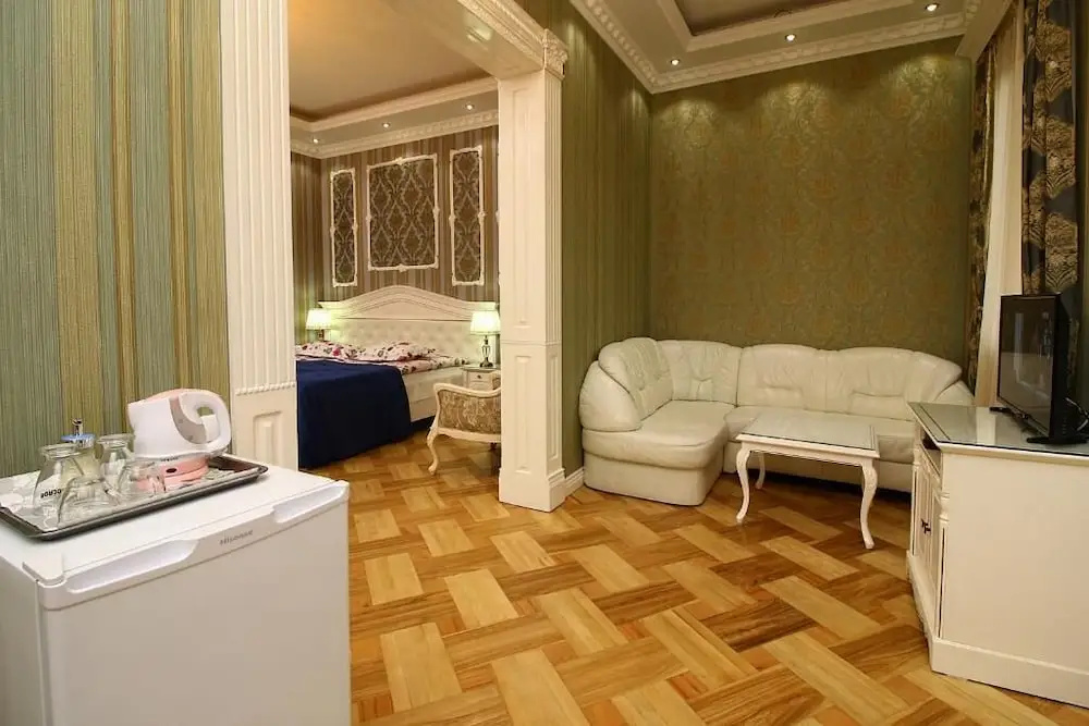 Hotel Anata