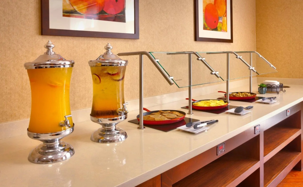 Cortona Inn and Suites Anaheim Resort